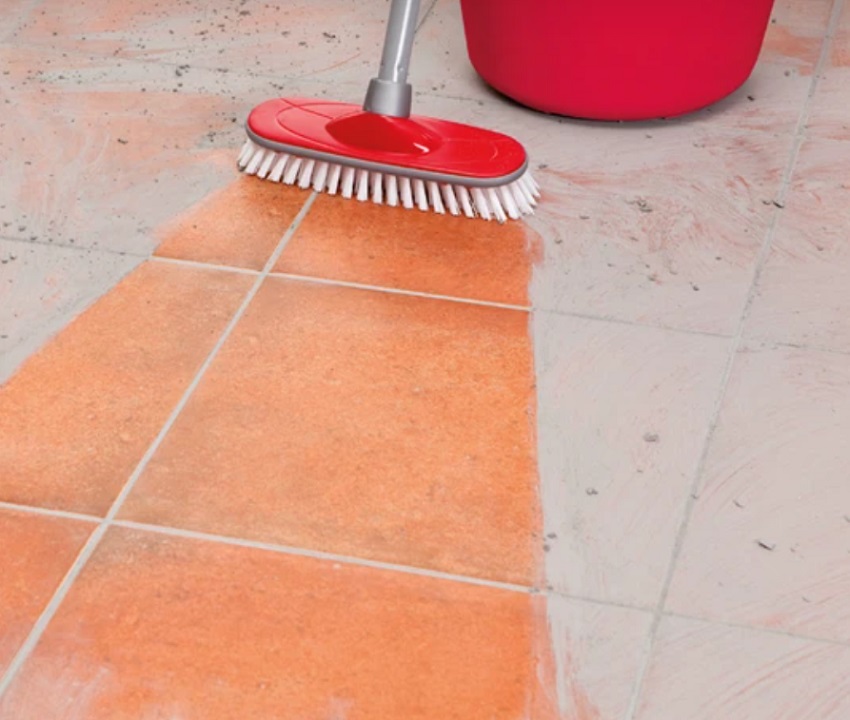 HG Odstraňovač zbytků cementu a